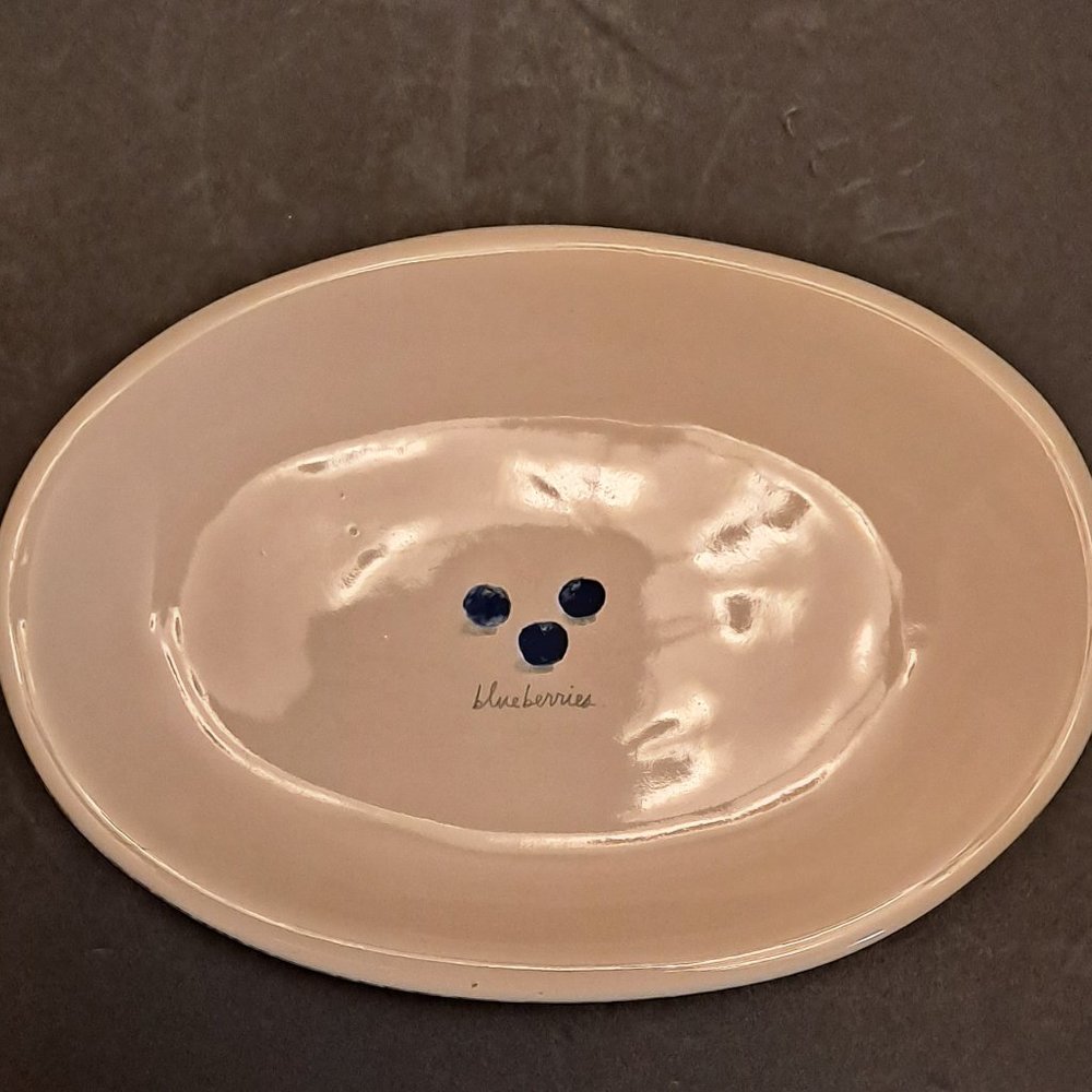 RAE DUNN BLUEBERRY PLATE ALL RAE DUNN ITEMS ARE BUY 2 GET 1 FREE